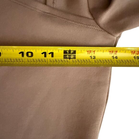 Abercrombie & Fitch Crop Long Sleeve Asymmetrical Neck Beige Top Size XS - Picture 10 of 10